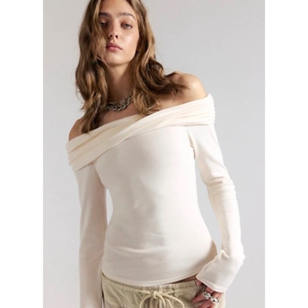 Free People Robbie Off The Shoulder Top long-sleeve knit shirt Ivory NWT SM